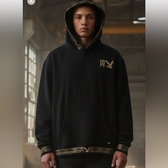 PLAYBOY Other - Men’s Playboy Pursue Your Dream Black Gold Logo Hoodie XL Streetwear